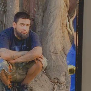 Meet your Posher, Issac